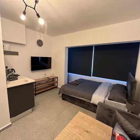 Mr. Studio In Ortakoy , North Nicosia + Wifi + Netflix Ngoại thất bức ảnh