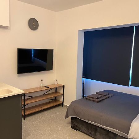 Mr. Studio In Ortakoy , North Nicosia + Wifi + Netflix Ngoại thất bức ảnh
