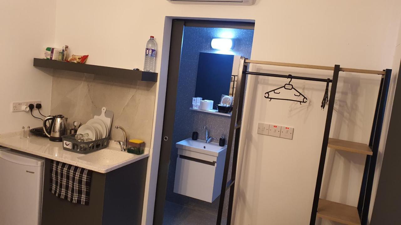 Mr. Studio In Ortakoy , North Nicosia + Wifi + Netflix Ngoại thất bức ảnh