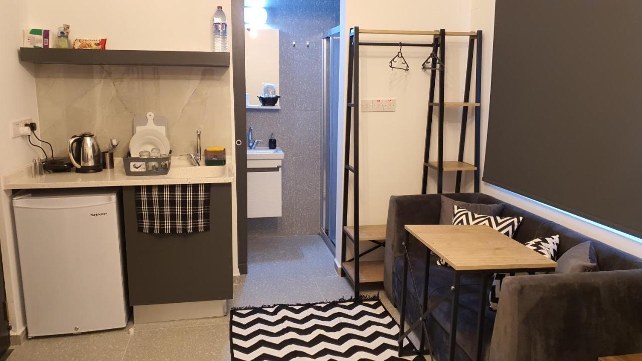 Mr. Studio In Ortakoy , North Nicosia + Wifi + Netflix Ngoại thất bức ảnh