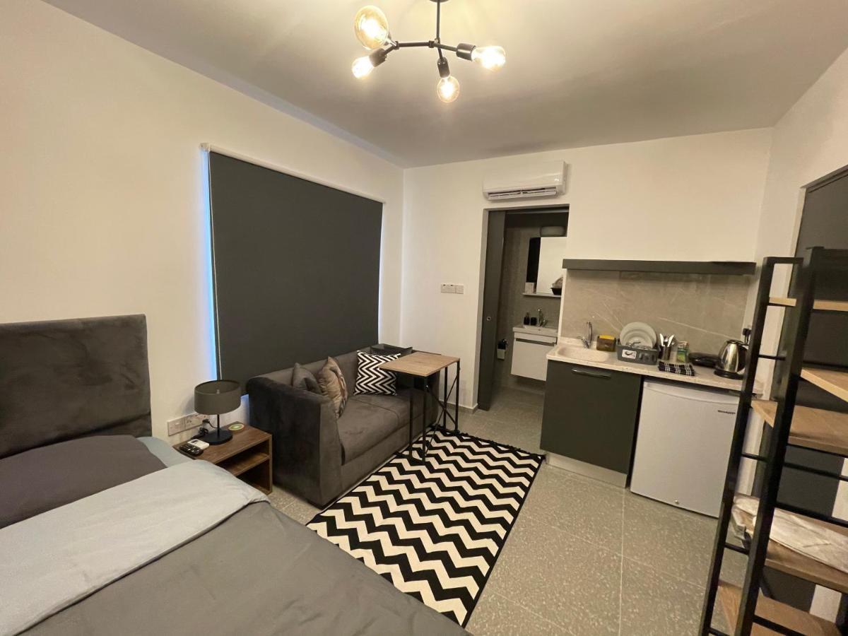 Mr. Studio In Ortakoy , North Nicosia + Wifi + Netflix Ngoại thất bức ảnh