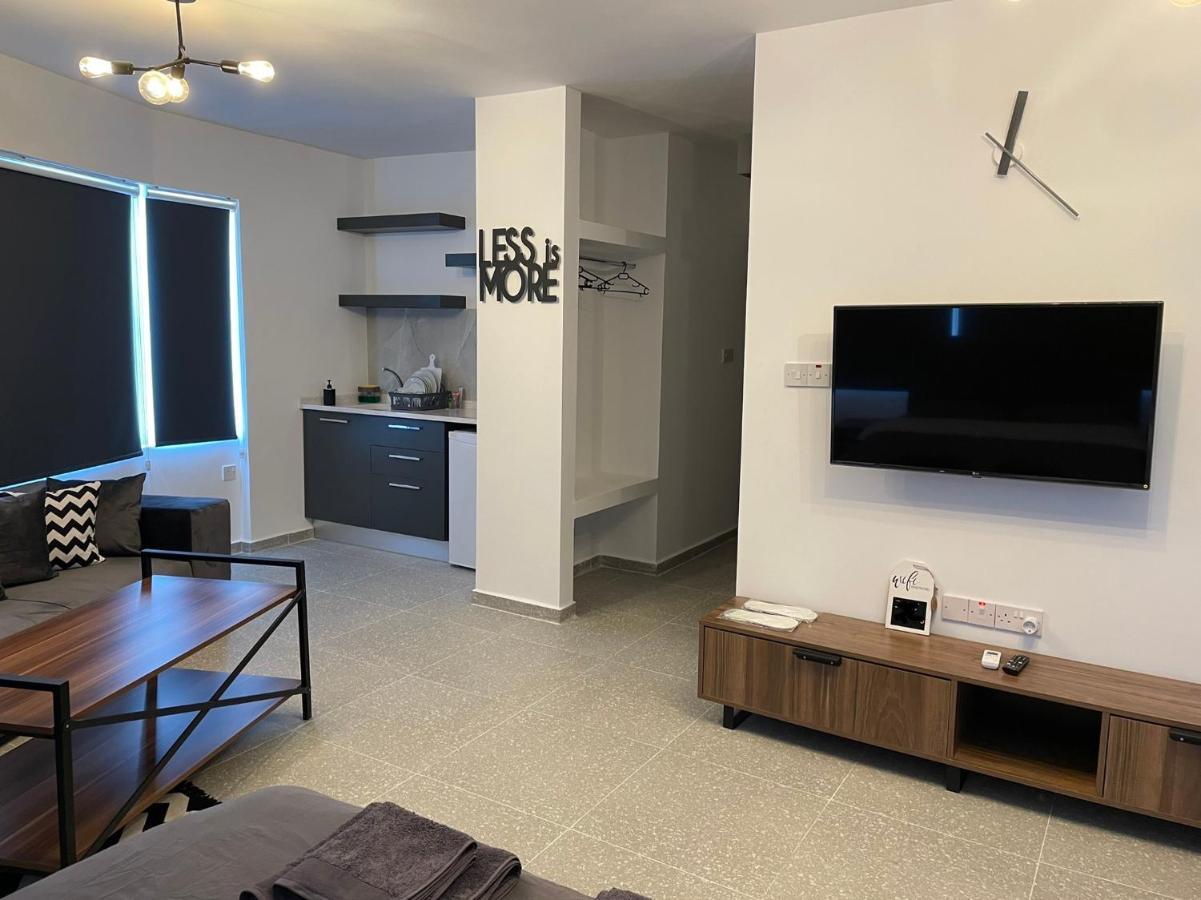Mr. Studio In Ortakoy , North Nicosia + Wifi + Netflix Ngoại thất bức ảnh