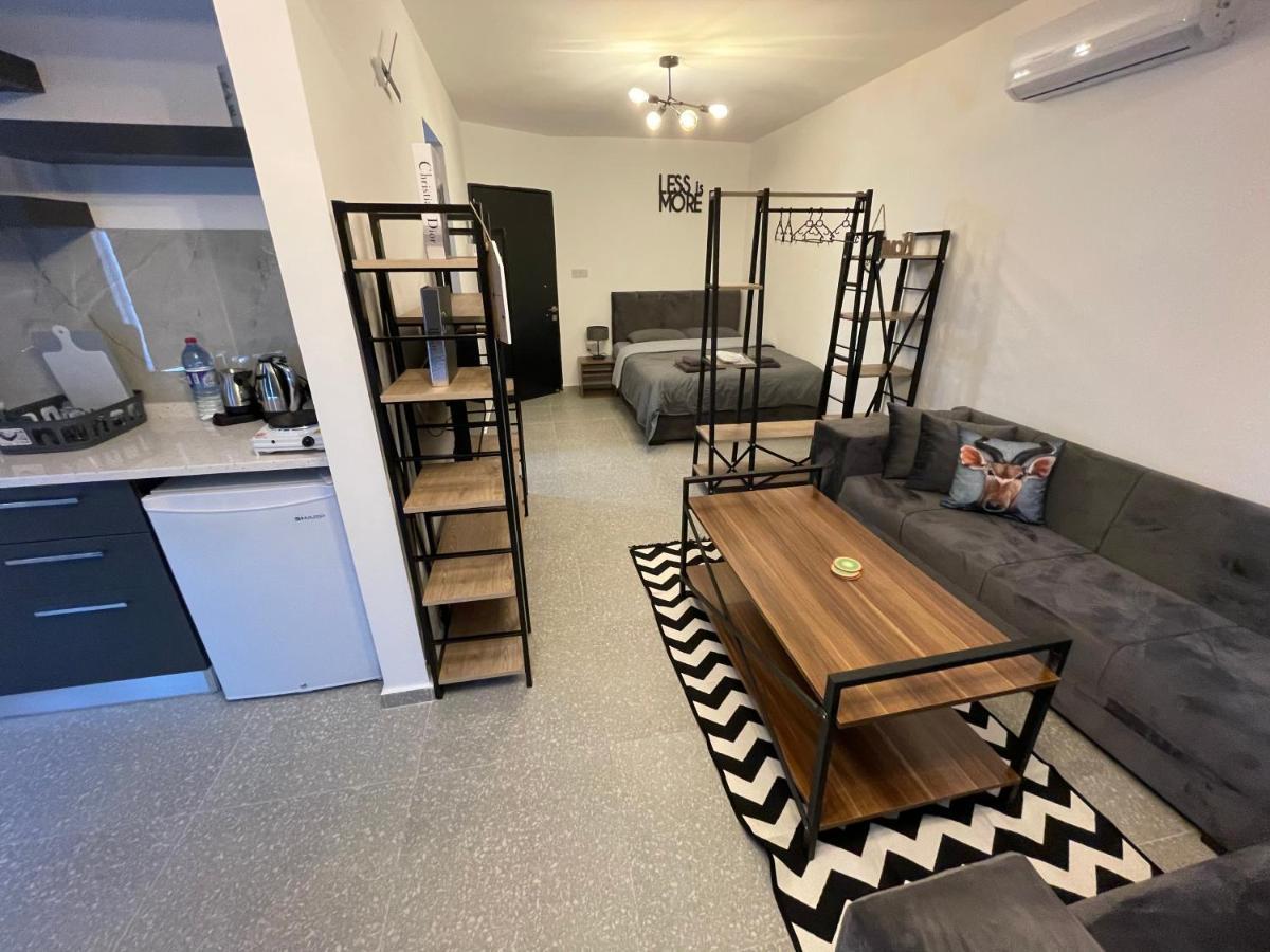 Mr. Studio In Ortakoy , North Nicosia + Wifi + Netflix Ngoại thất bức ảnh