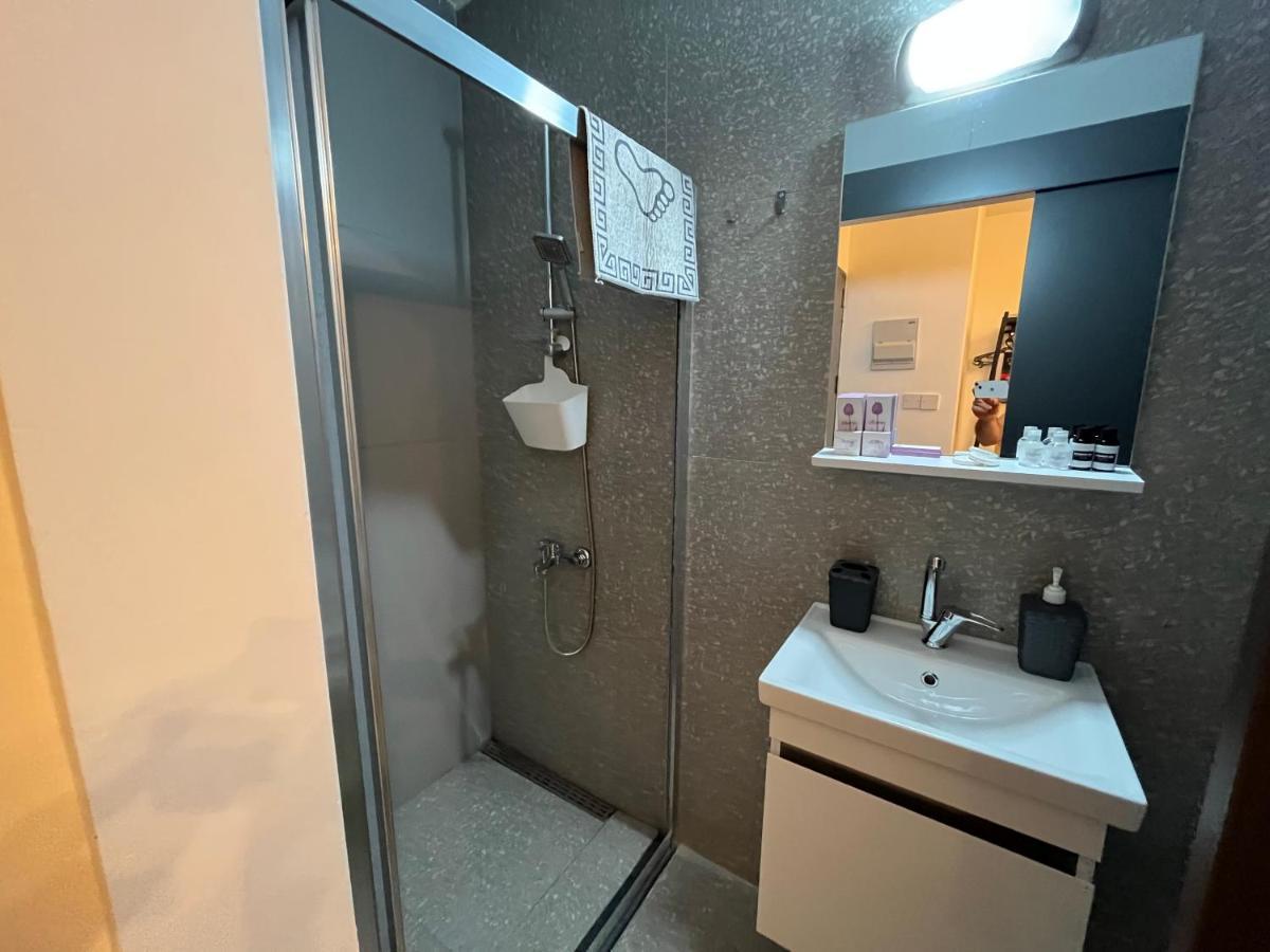 Mr. Studio In Ortakoy , North Nicosia + Wifi + Netflix Ngoại thất bức ảnh